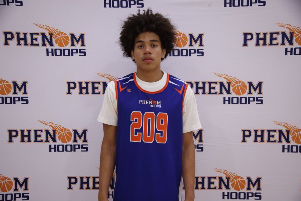 ty1ewis's tweet photo. Love what I’ve seen from 6’3 2029 Christian Hargett. One of the most complete guards in the state. Skilled, crafty, and plays with confidence. Has the ability to create and score from all three levels. #NCSophomore40
@Christian3hoops @Phenom_Hoops https://t.co/Az7LAJq51y