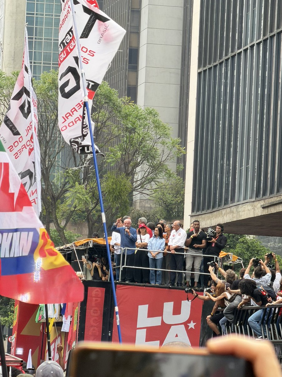 larissabachelli's tweet photo. EU TE AMO LULA EU TE AMO https://t.co/0Lmtjaf40Q