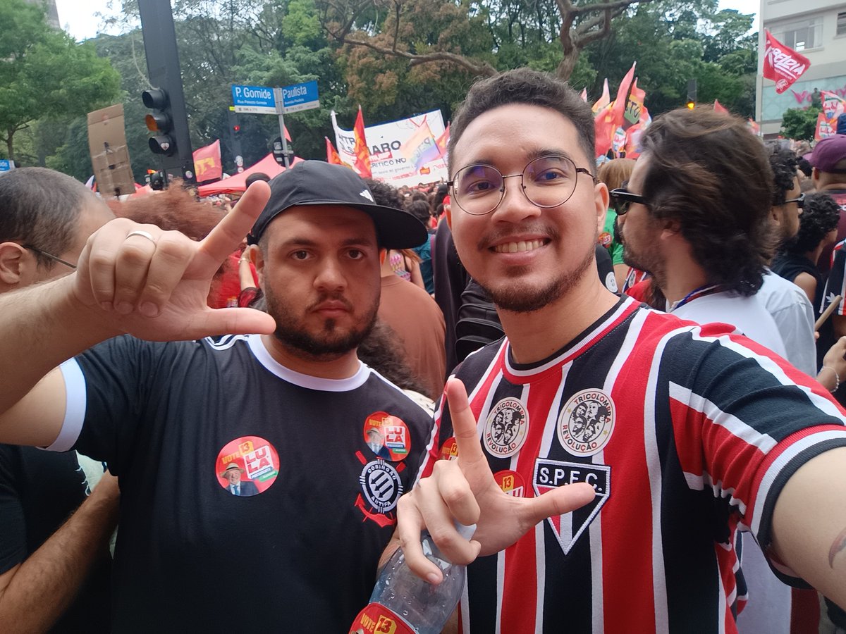 Lucas__Loiola's tweet photo. BORA LULAAAAA https://t.co/RNZHBCf9SG
