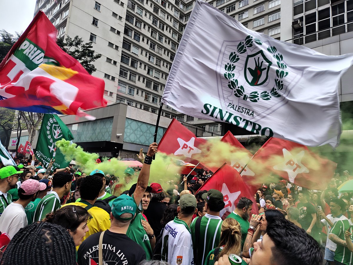 lypxsep's tweet photo. AMAR O PALMEIRAS, ODIAR O FASCISMO! https://t.co/GvmjGCrJYC