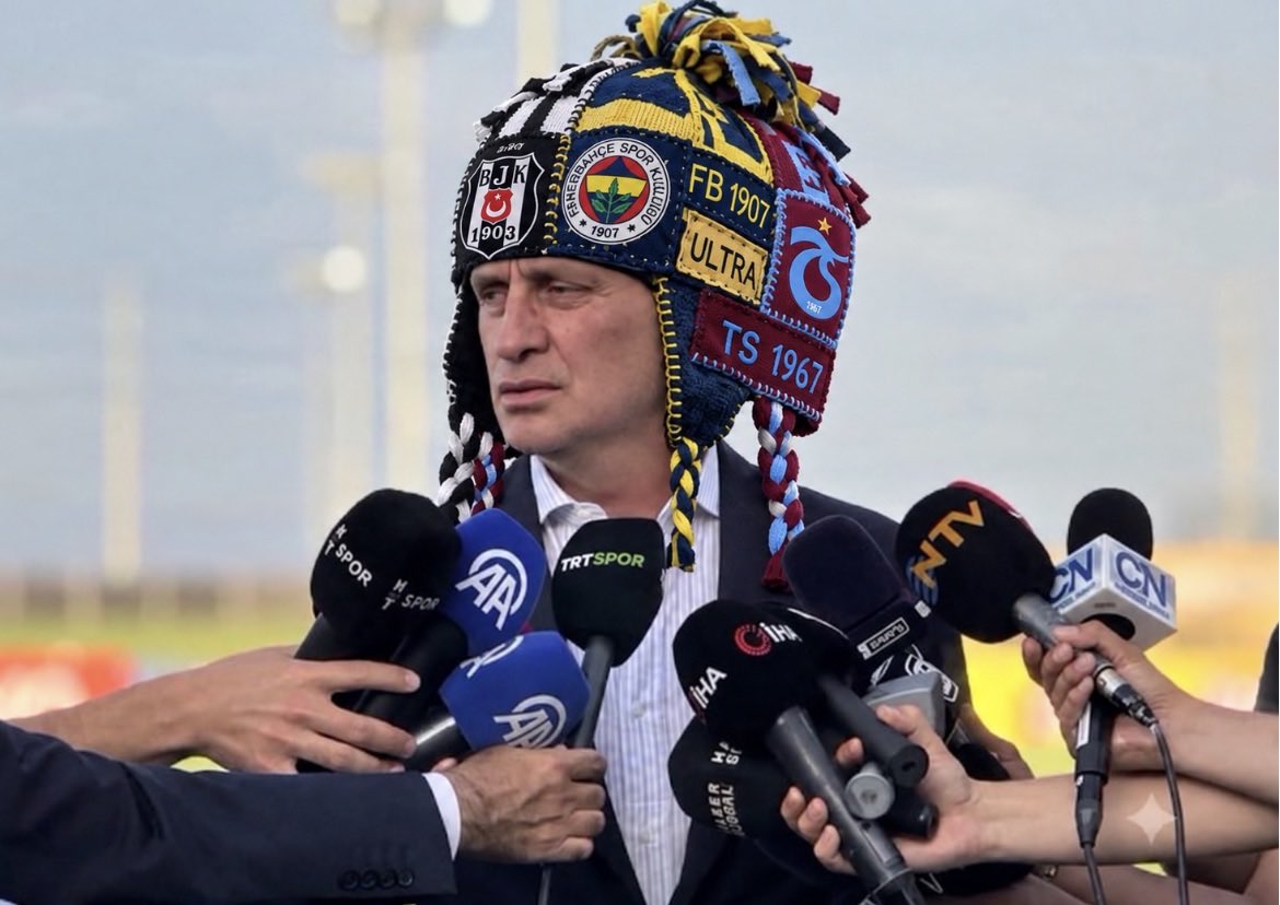 AbidinDaver_'s tweet photo. GALATASARAY, gördüğü 5 kırmızı kart ile ligde 7. Hafta sonunda en çok kırmızı kart gören takım oldu. 

2026 yılında, 4 kulübün kırmızı kart sayıları:

Galatasaray: 5
Fenerbahçe: 1
Beşiktaş: 1
Trabzonspor: 1
#Tffistifa https://t.co/u7pAfTldT7