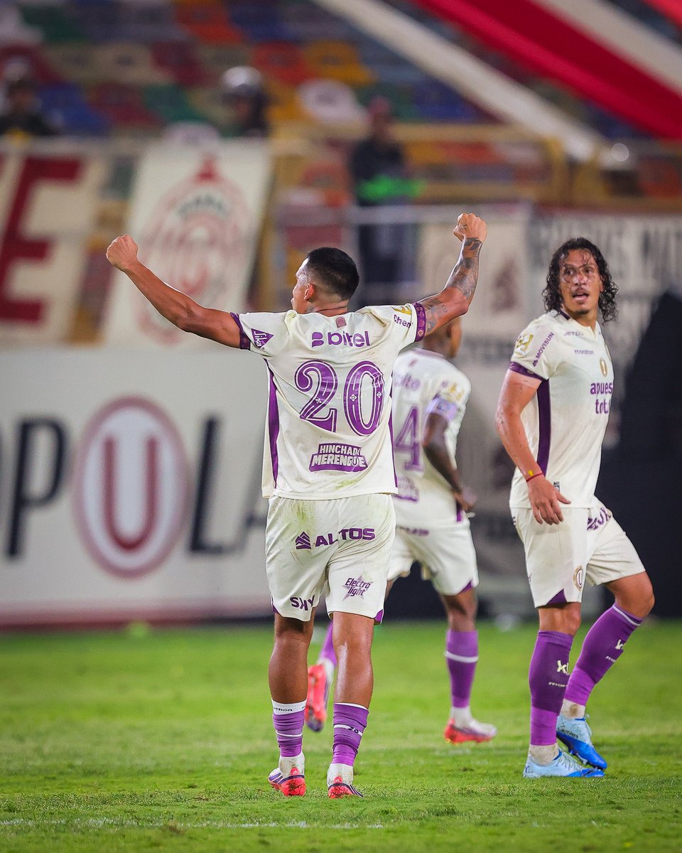 Universitario's tweet photo. 𝗦𝗘𝗚𝗨𝗜𝗥𝗘𝗠𝗢𝗦 𝗟𝗨𝗖𝗛𝗔𝗡𝗗𝗢 𝗝Ⓤ𝗡𝗧𝗢𝗦 𝗛𝗔𝗦𝗧𝗔 𝗘𝗟 𝗙𝗜𝗡𝗔𝗟 💪

#ConLaUsiempre https://t.co/tI3ACUtA75