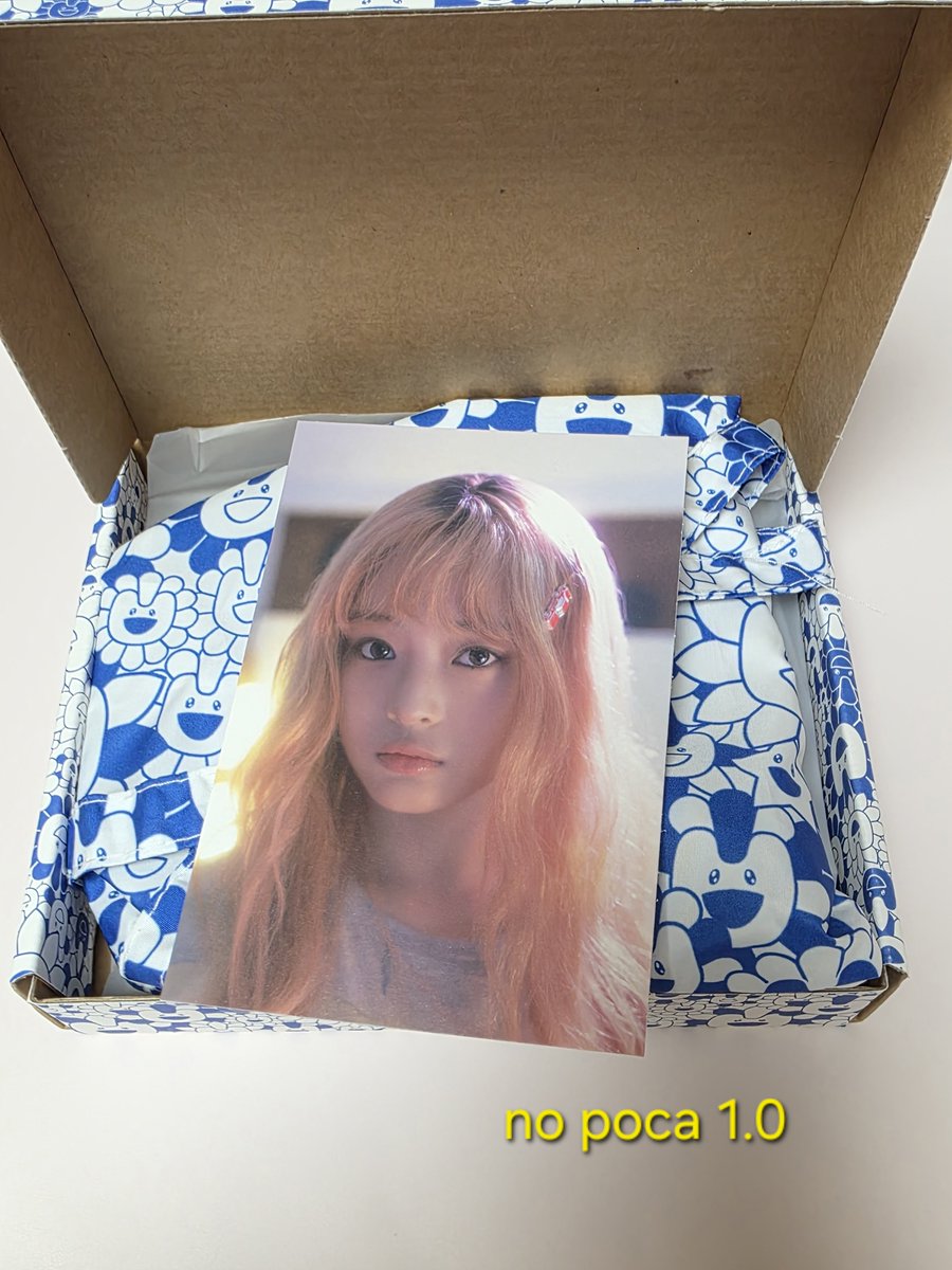 bs_poca's tweet photo. 뉴진스 앨범 슈퍼내추럴 개봉 양도
Supernatural album 무라카미 콜라보 크로스백 cross bag

Opened album
poca pc wts luckydraw  위버스 럭드 공방   md 엠디 가방 키트 특전 미공포 해린 혜인 다니엘 민지 하니 newjeans minji hanni danielle haerin hyein https://t.co/mO1Jr1aewV