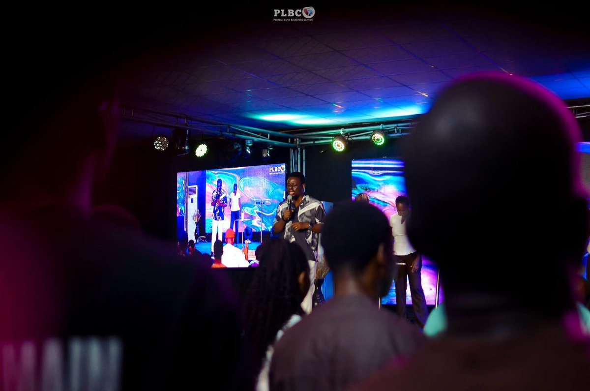 PLBC_global's tweet photo. WORTHY IS YOUR NAME, JESUS! YOU DESERVE THE PRAISE! 🙌🙌

We began today's worship with one powerful declaration: “Worthy is Your name, Jesus, You deserve the praise!”#JesusDeservesThePraise https://t.co/zbs77MzqvA