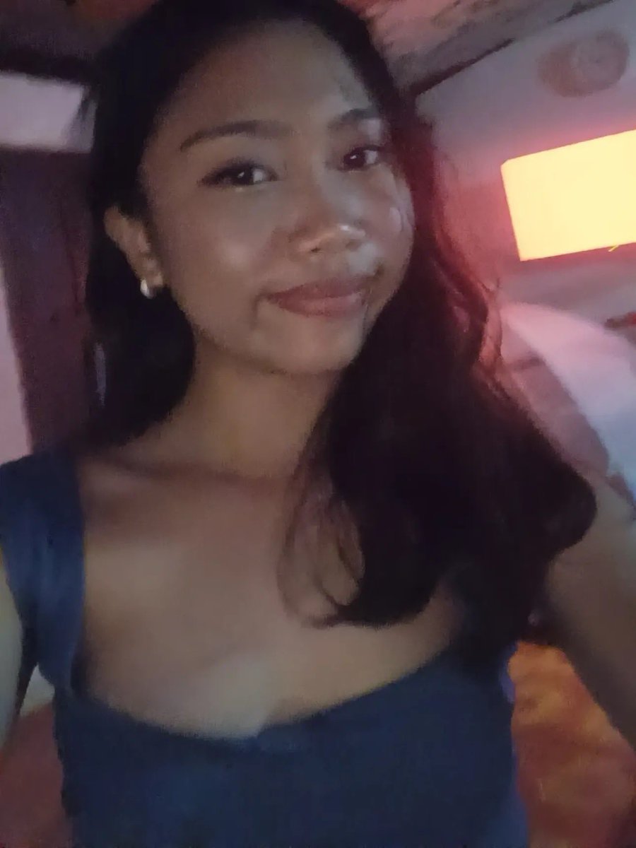 linkcutie_'s tweet photo. Crazy girl https://t.co/CB2LGH4Au4