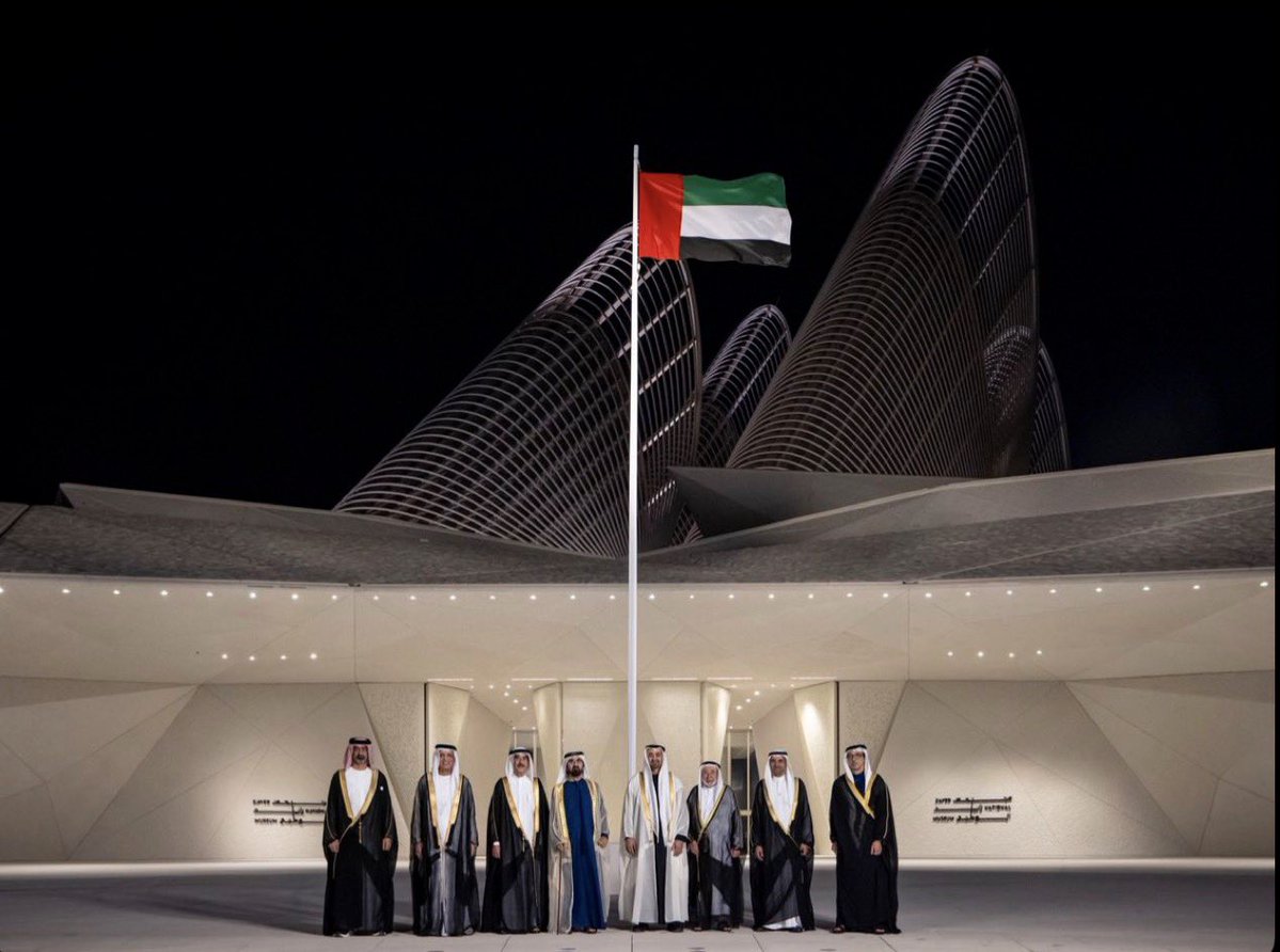 rrouuuda's tweet photo. والله مـا يـفـرح بـنا شامت وخشومنا تشم الهبايب 🇦🇪 https://t.co/Exe4NOuMca