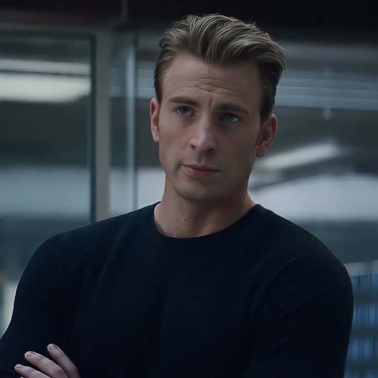 SEBNATI0N's tweet photo. i’m sorry guys i can’t hate endgame steve when he looked this good https://t.co/9L9GSaRqmx