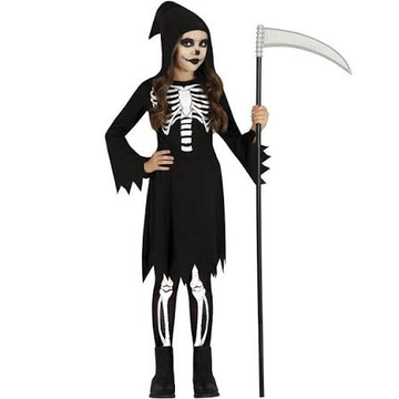 franqitogp's tweet photo. La maestra: Vengan disfrazados de muertos  

La que me gusta // yo https://t.co/ZnfHk8CWQk