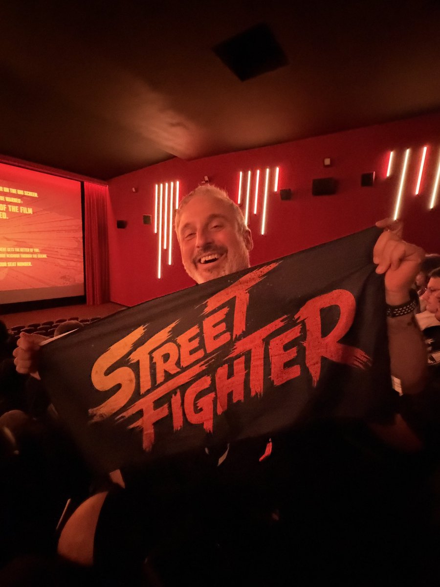 PeteFighter's tweet photo. It’s the 12th so I can say I went to the first showing of the @Street_Fighter movie at @Evo_France https://t.co/7nZkRmMNOz