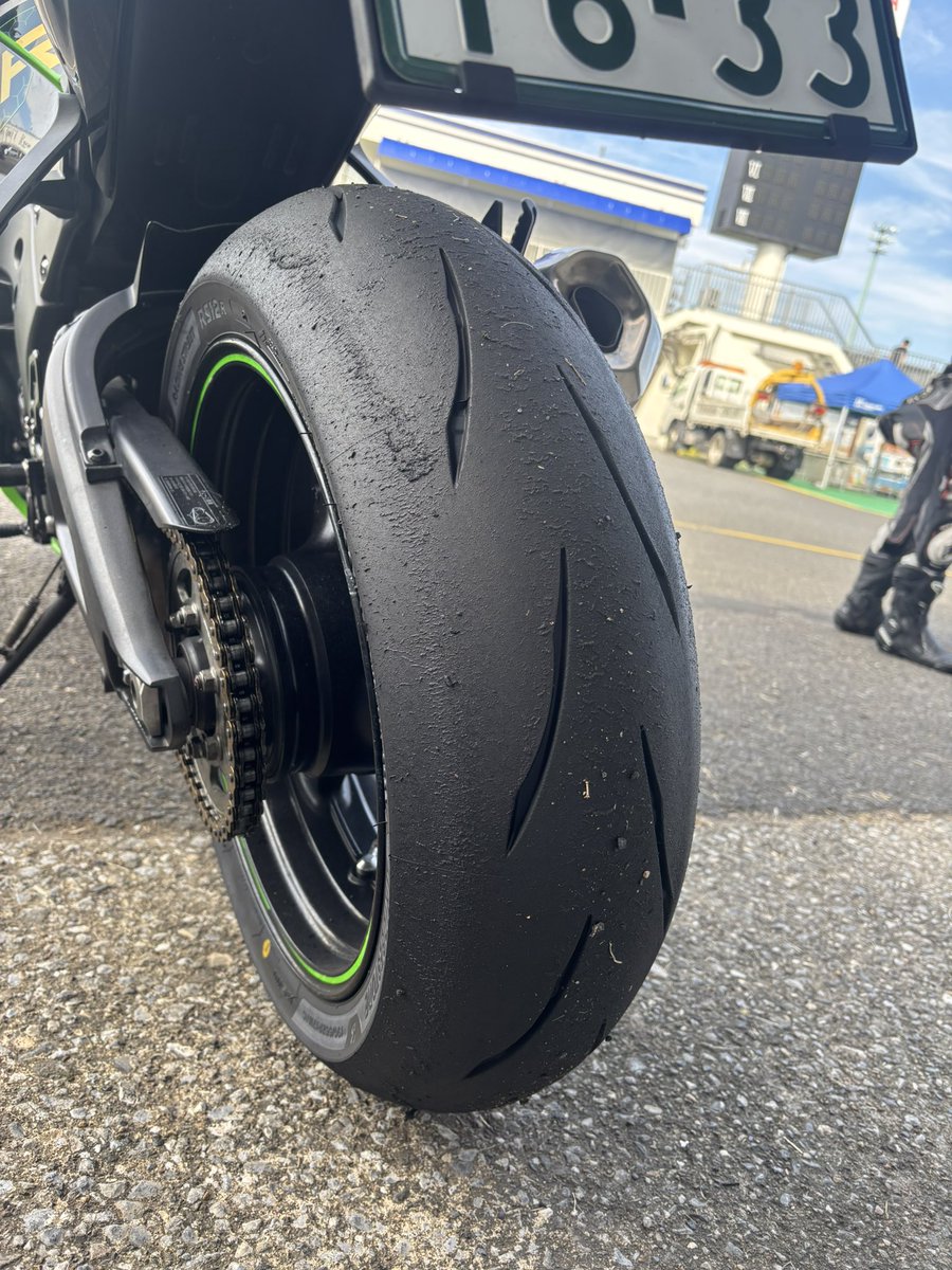 bontemmal's tweet photo. とりあえずRS12の慣らし完了!
感覚はいいような気がするけど、まだまだメンタルが回復出来てない。
#rs12 #bridgestone https://t.co/MHV0WSZQiU