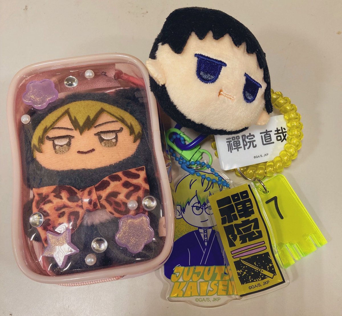 02_808_3's tweet photo. ちみなおの新しい持ち歩き周り https://t.co/dkSMCCbum6