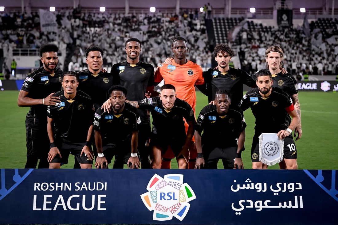 13saeed's tweet photo. الحمدلله الحمدالله الحمدلله الحمدالله ، اخيراً 

الف مبروك الانتصار و الثلاث نقاط لـ شيخ الاندية و كبير العاصمة 🖤🤍 https://t.co/DjHOtdqwls