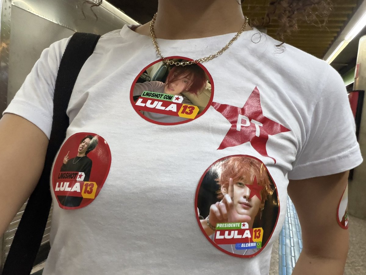 IMarylua's tweet photo. Quando uma Army/Stay/Coer/Shottie vai manifestar ❤️⭐️

#FandomsComLula 
#STAYScomLula https://t.co/qkEnRkyDkn