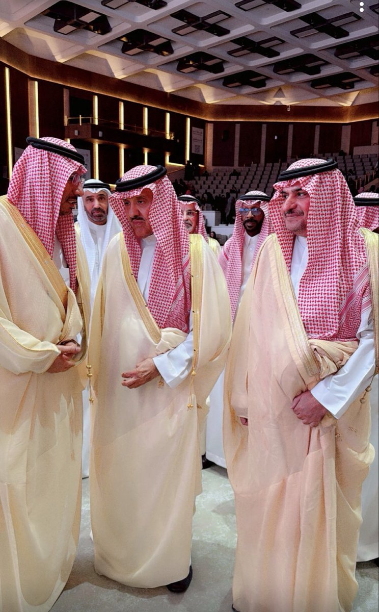 AlalshiekhA's tweet photo. الأمير سلطان بن سلمان بن عبدالعزيز تجده دائما في أعمال الخير  والانسانية ، مساعدة المعاقين ، وترميم المساجد ، وغيرها من أمور خير وبر فجزاه الله خيرا،

#المؤتمر_الدولي_السابع_للإعاقة_والتأهيل https://t.co/HzPI93Kvv0