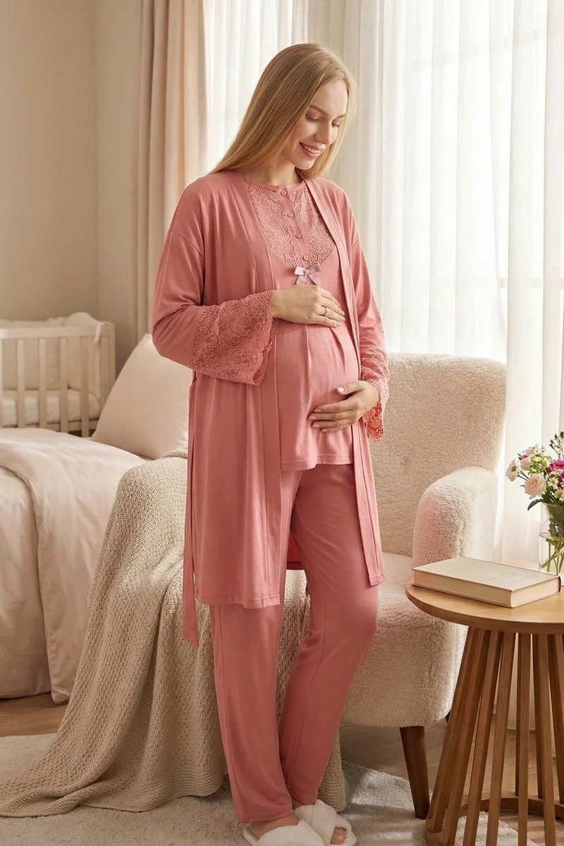 biggshopycom's tweet photo. Lace Collar 3-Piece Maternity Feeding-Friendly Pajama & Lace Sleeve Robe Set Pomegranate Red - Z3474
#biggshopy #pregnant #pregnancy #postpartum #maternity #nursing #grossesse #enceinte #schwangerschaft #mothers #baby #clothes #clothing
https://t.co/V6cKotp5Bj https://t.co/cJfuQnJ7mJ