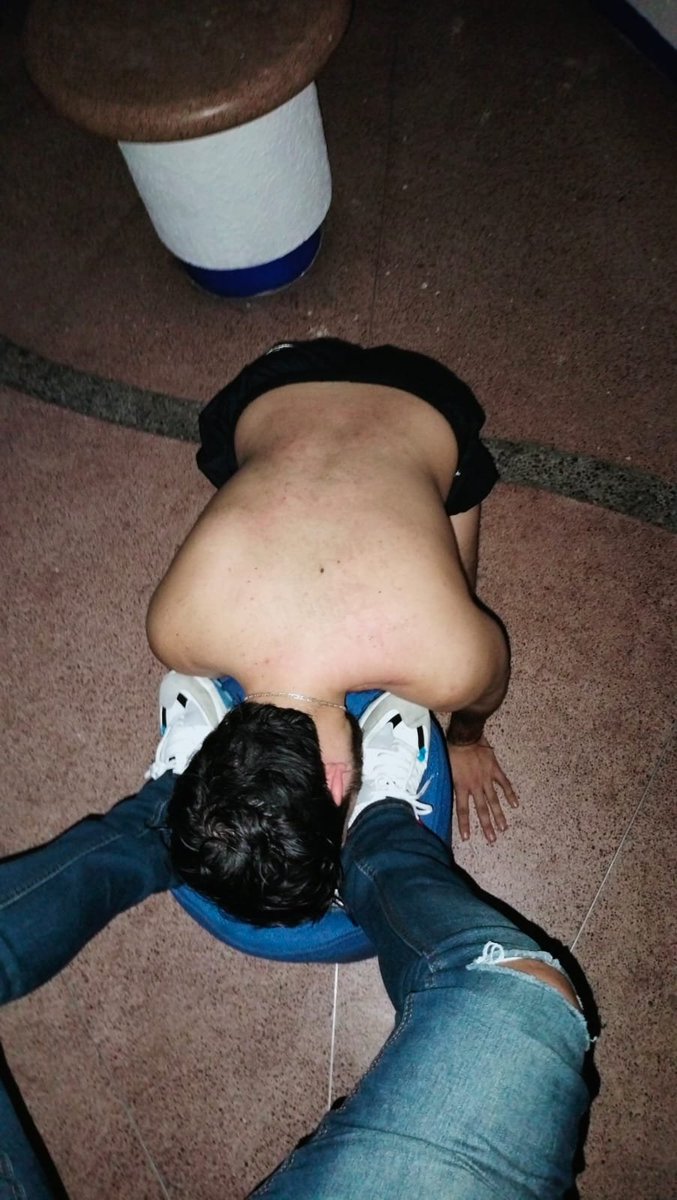 AmoAlejandro_'s tweet photo. Solo existes para servir a un macho real no piensas solo actúas, te conviertes en un objeto, ahora tu vida tiene un propósito y es lo único que importa. Sabes que quieres estar en su lugar marikn. https://t.co/b6wWA9hgeY