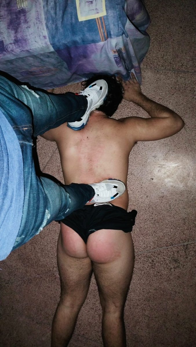 AmoAlejandro_'s tweet photo. Solo existes para servir a un macho real no piensas solo actúas, te conviertes en un objeto, ahora tu vida tiene un propósito y es lo único que importa. Sabes que quieres estar en su lugar marikn. https://t.co/b6wWA9hgeY