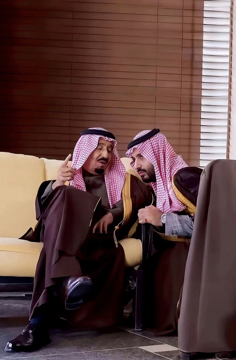 Rakan_poet's tweet photo. قرناس نجد الي مخاليبه حديد
بقيادته نجعل شرايدهم شتات
لا ثور البارود ما عنه  ... نحيد
نقصر خطاويهم على كل الجهات
🇸🇦🇸🇦🇸🇦🇸🇦🇸🇦🇸🇦🇸🇦🇸🇦🇸🇦🇸🇦🇸🇦 https://t.co/d36J0mG153