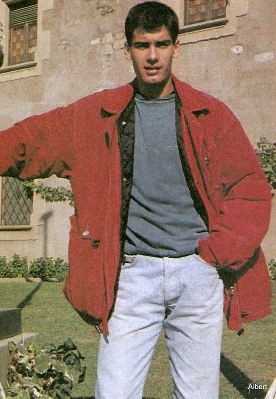 peppygu's tweet photo. Peppy would fit right in the dead poets society https://t.co/olHV6faYdq