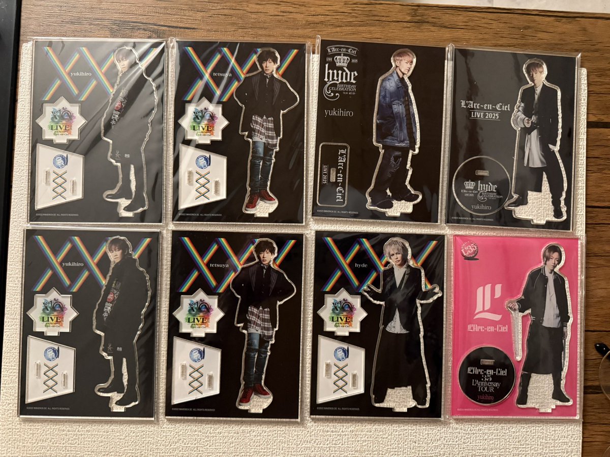 mica247's tweet photo. アクスタ買取希望

30th
yukihiro・テツヤ・hyde  500円
ハイバ  yukihiro 800円
35th yukihiro 900円

12日代々木手渡しまたは郵送 https://t.co/76HZK89L2G