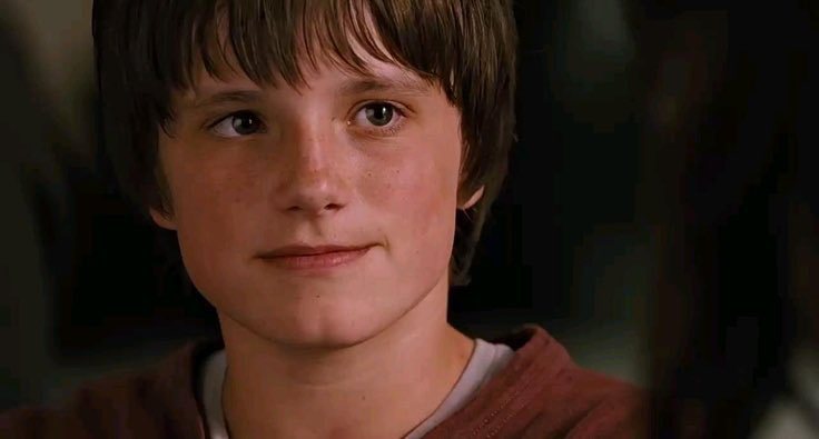TheCinesthetic's tweet photo. Happy 34th Birthday to Josh Hutcherson! https://t.co/OcZhVnNzTZ