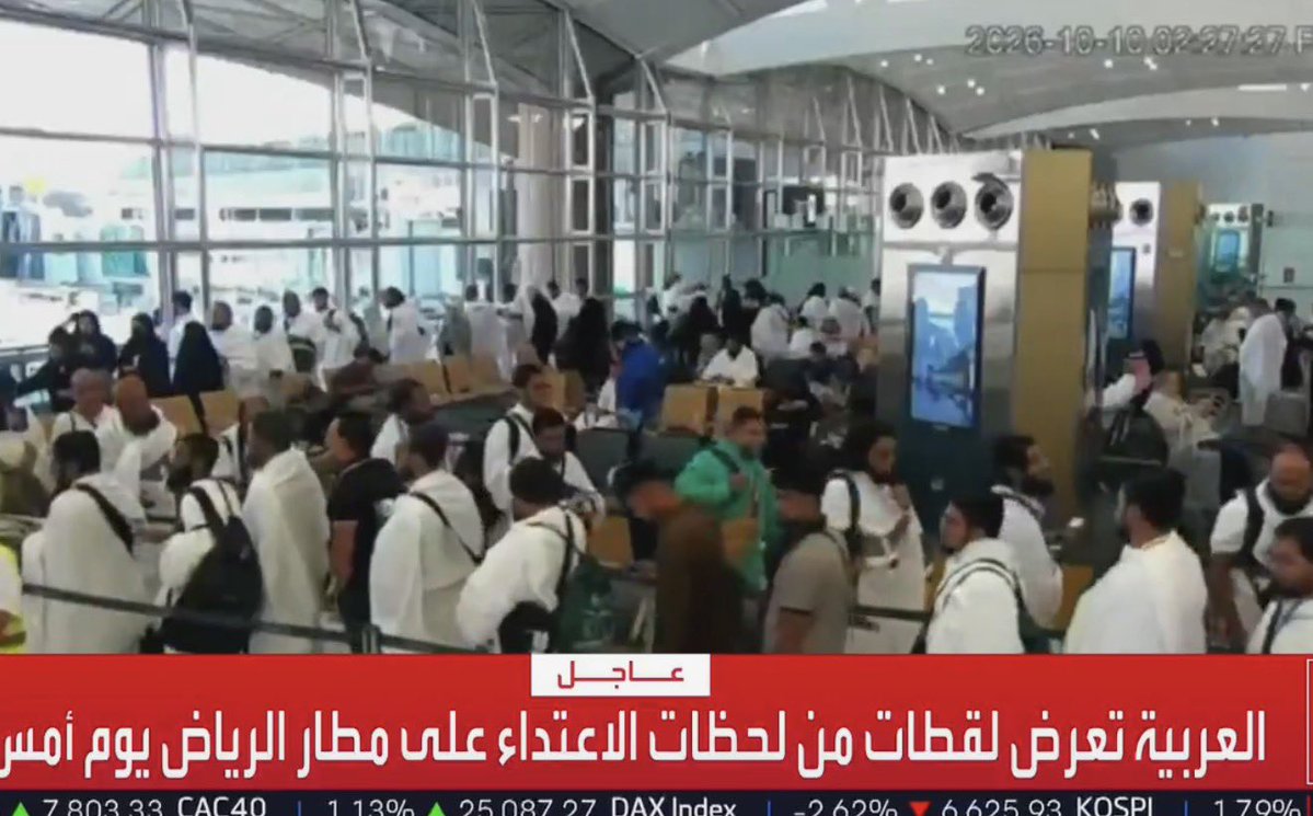 htttm4's tweet photo. مليشيا الحوثي الارهابية قصفت مكة قصفت المدينة المنورة وقتلت المعتمرين لبيت الله الحرام وللأسف هناك دول عربية وإسلامية ودول صديقة تدعمهم وشريكة في جرائمهم .
#السعوديه_خط_أحمر 
#لا_حوثي_بعد_اليوم https://t.co/PhAjXCFYH4