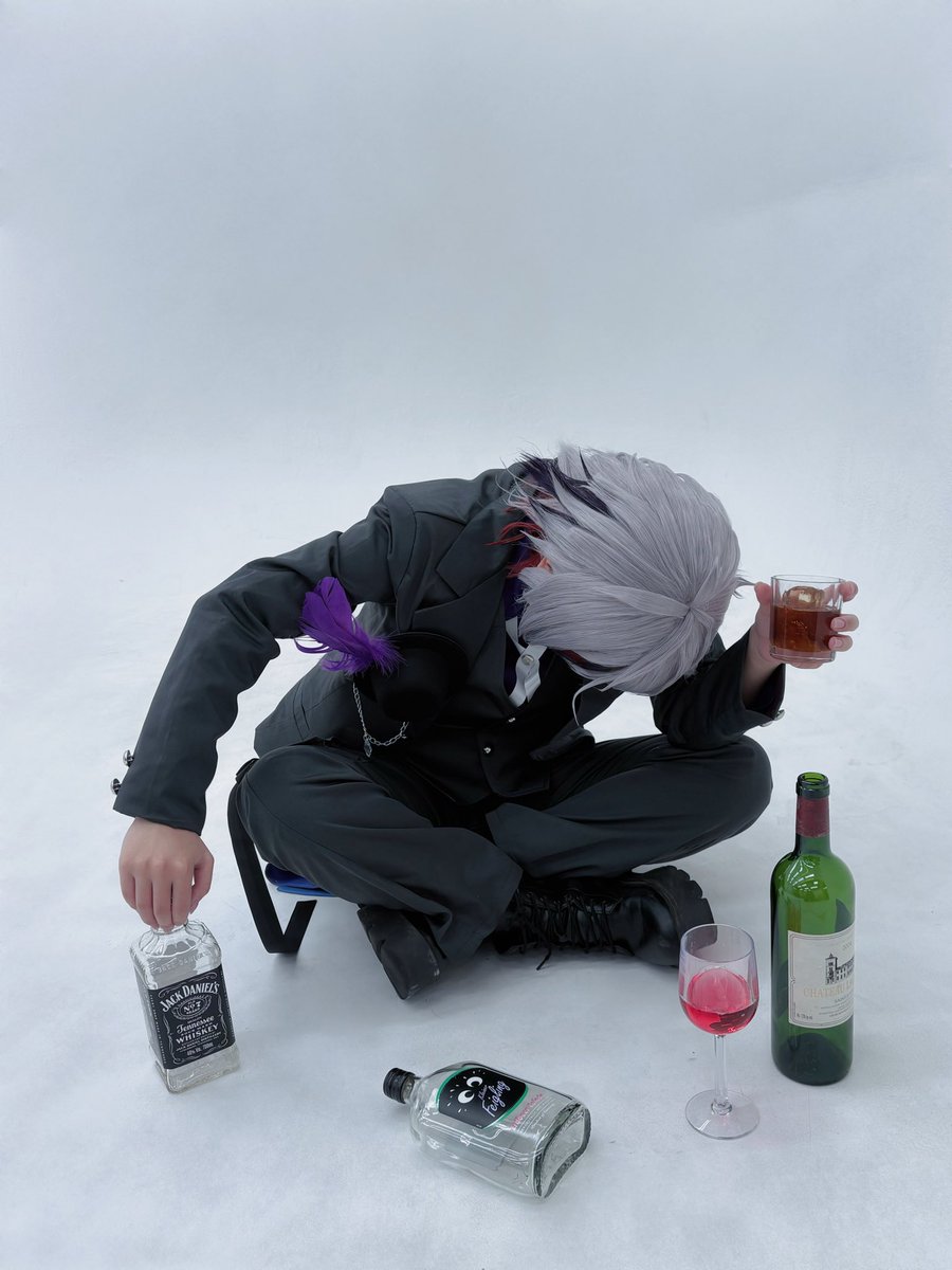 mirn_sun's tweet photo. ⚠︎Cosplay

⤵️酔っ払い置いときます🥂✨ https://t.co/4rm4Aw4Z7I