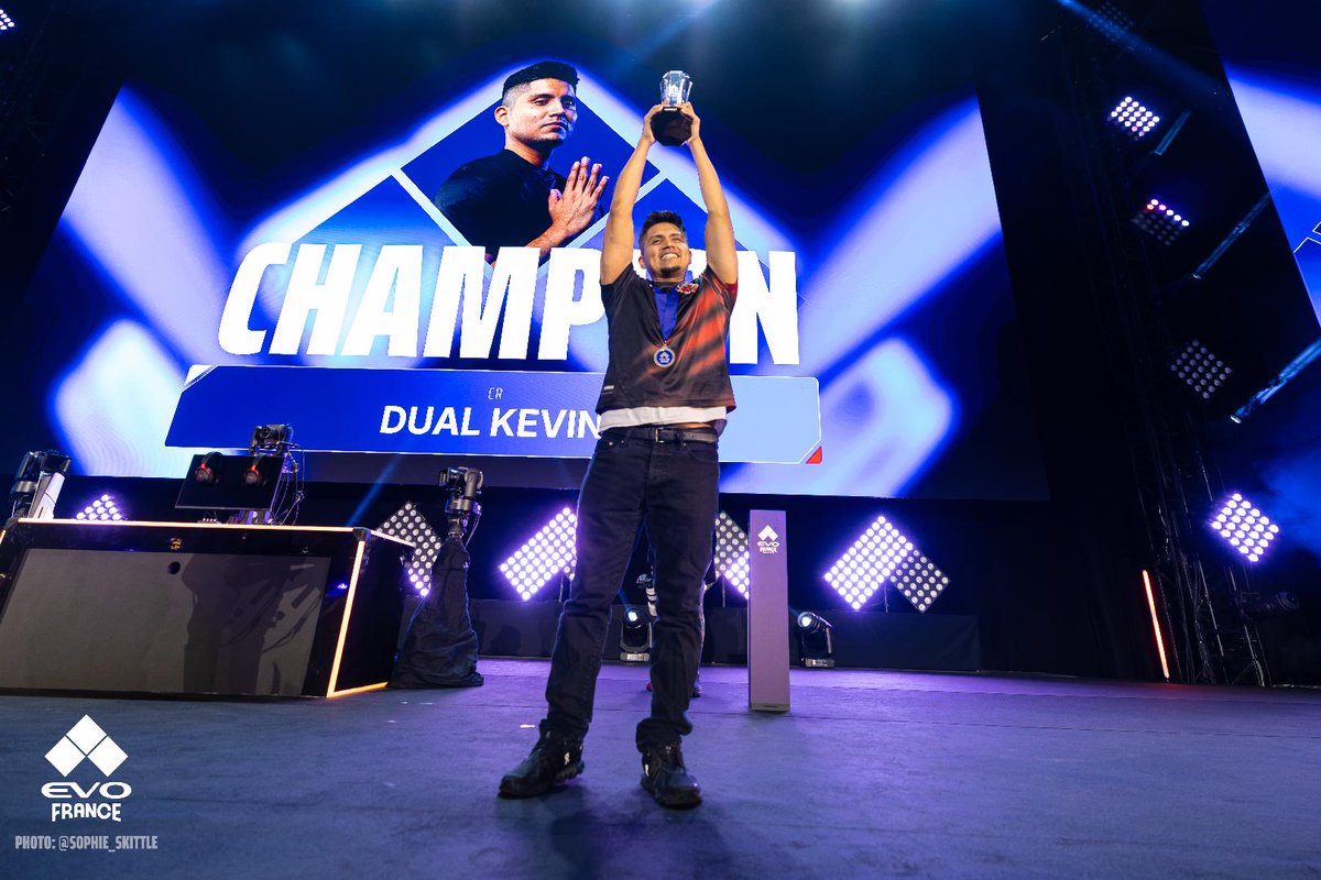 Evo's tweet photo. It didn't come easy, but he persevered and came out on top. 

Dual_Kevin claims his first Evo and is the #EvoFrance2026 Street Fighter 6 Champion! https://t.co/3bdVLuEEFd