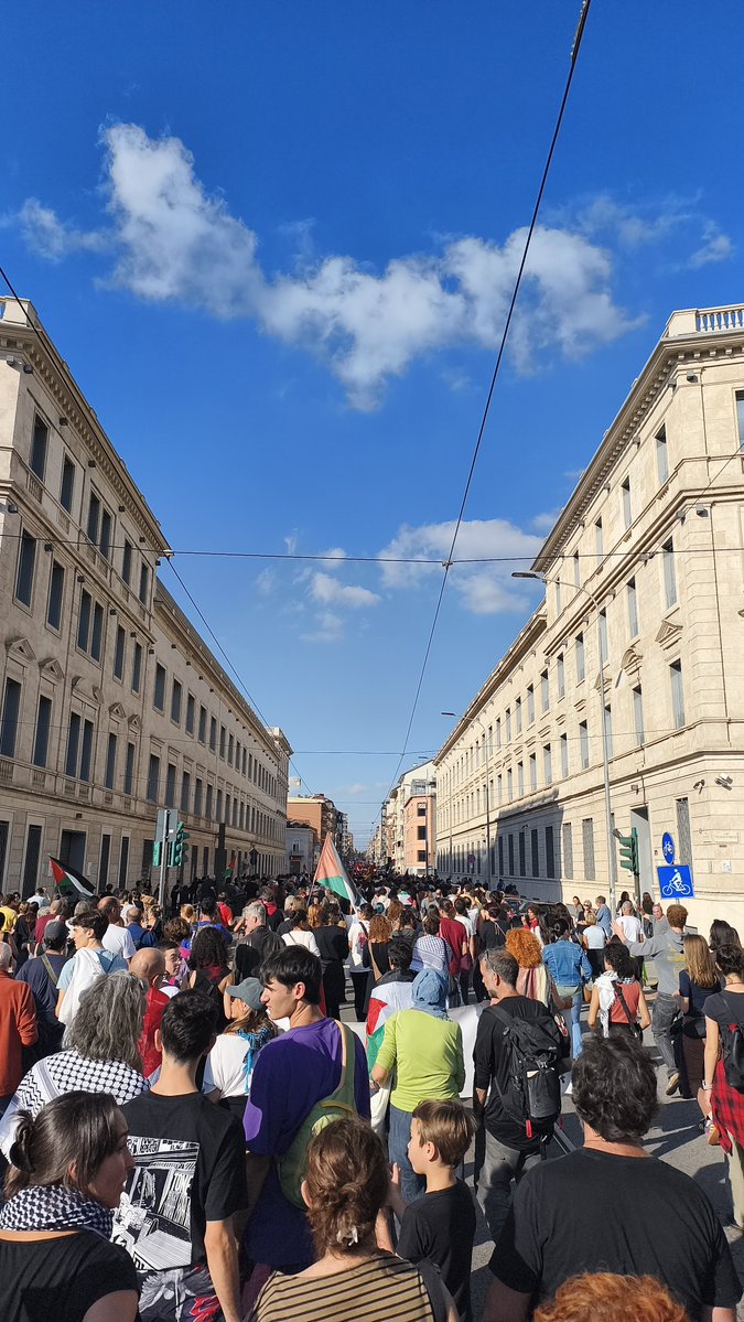 Zepset1969's tweet photo. @moni_dall Bologna come Torino 🚩❤️🇵🇸 https://t.co/3g4QZYrmBH