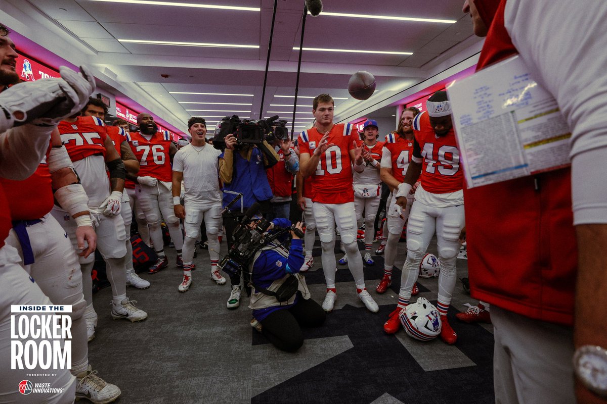 Patriots's tweet photo. 🏈 https://t.co/hOAxaUtgqI
