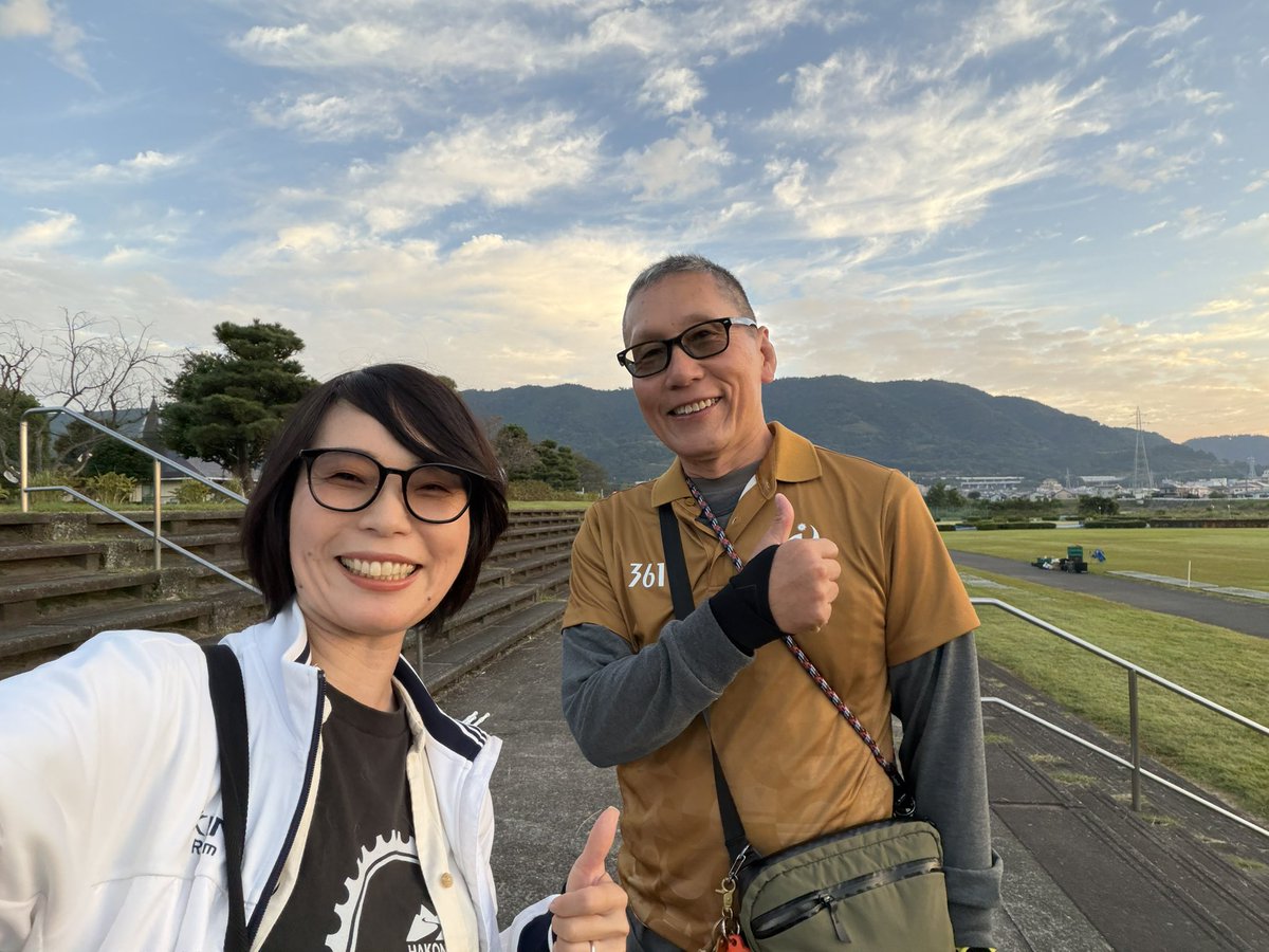 hanadakyoko49B's tweet photo. 西と東の大物
宜しくお願いします╰(*´︶`*)╯♡ https://t.co/QyVZepBWBC