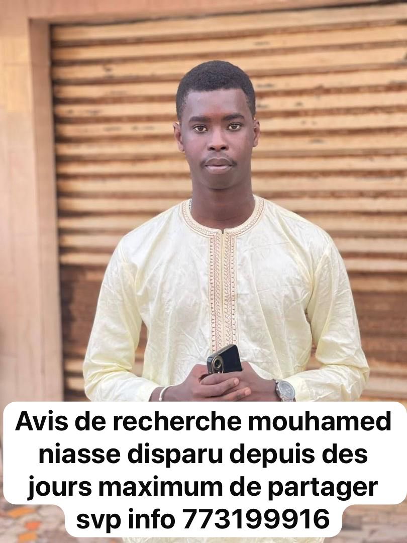 Dembaldiana's tweet photo. 🚨 AVIS DE RECHERCHE – PERSONNE DISPARUE 🚨
Nous lançons un appel à témoins pour retrouver Mouhamed Niasse, porté disparu à Dakar depuis le 2 mars.
Toute information pouvant aider à le retrouver est importante.
Contact famille : 77 319 99 16
Merci de partager massivement cet avis https://t.co/SNCrpJdZgC