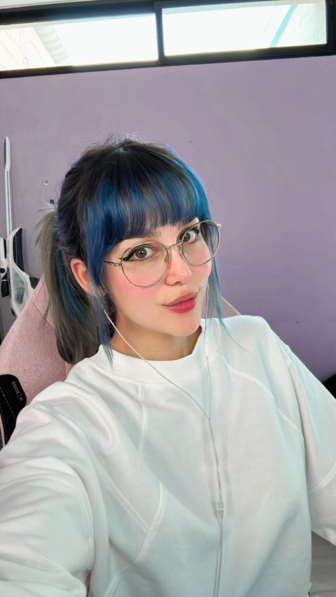 euuluiizaa's tweet photo. Qual dos estilos de cabelo que eu já tive mais combina? estou pensando em fazer o que vocês escolherem rs https://t.co/S2wrO2QwnM