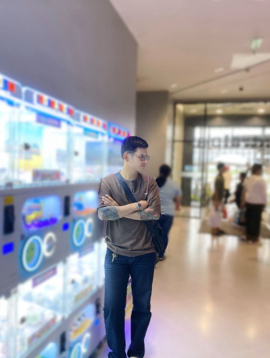 Boonyarit994's tweet photo. เคยคิดว่าตัวเองเข้มแข็งมาตลอด...แต่พอมาวันนี้ทำไมใจมันถึงท้อขนาดนี้วะ https://t.co/oopyMiYWGd