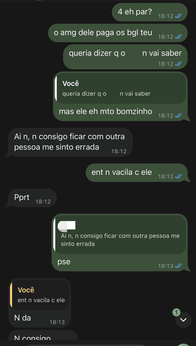 k4m1kage's tweet photo. aquelas amigas que sao mt fieis a ficantes/ aquela amiga q apoia pq eh igual https://t.co/6AojU22eiu