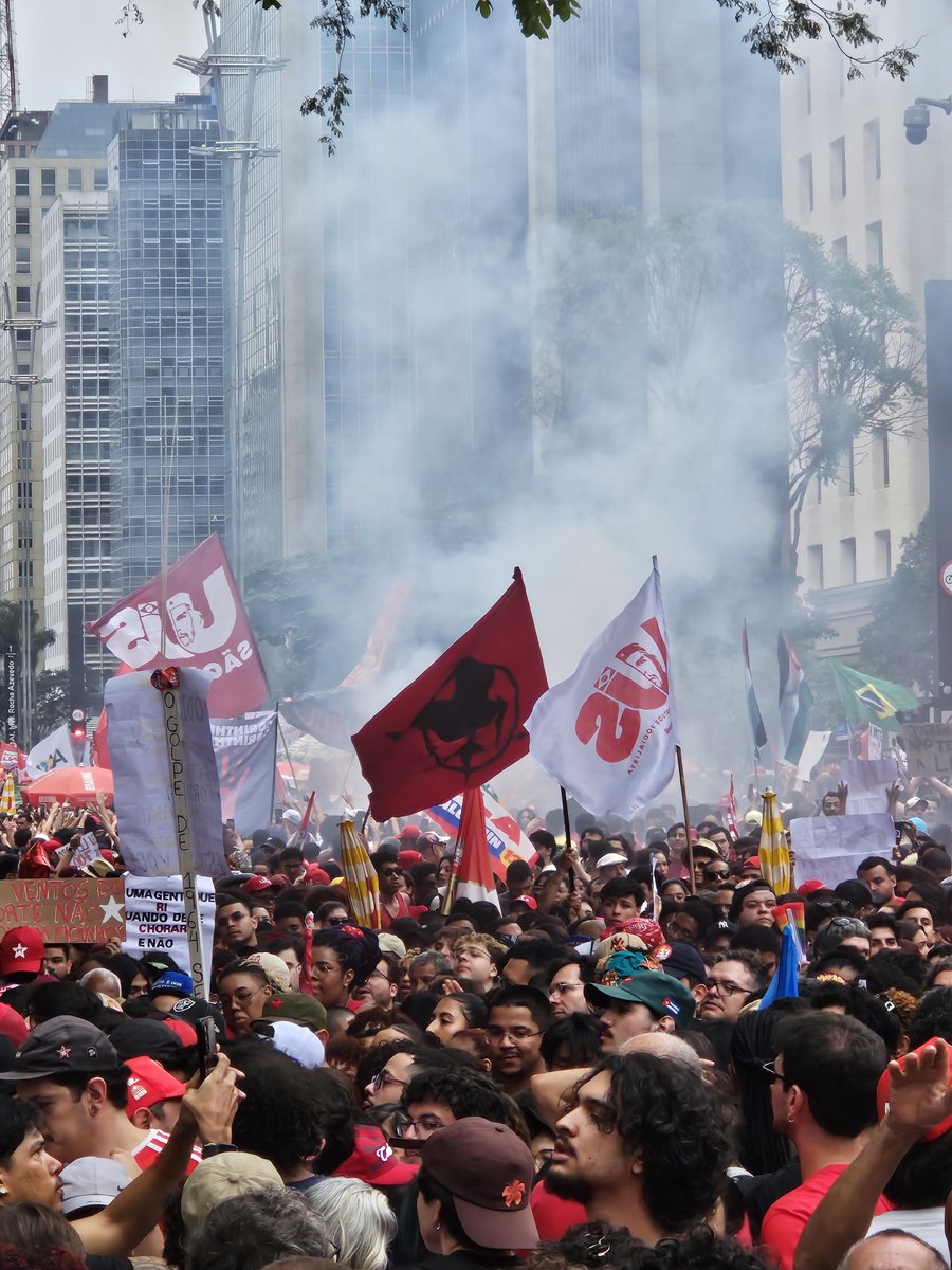 _Mary_Dale_'s tweet photo. Fotos cunt assim voces nao tem. Pois eu que tirei. 
Te amo @TheHungerGames por ter me feito crescer e ter criado senso político! https://t.co/oJlyheo5nx