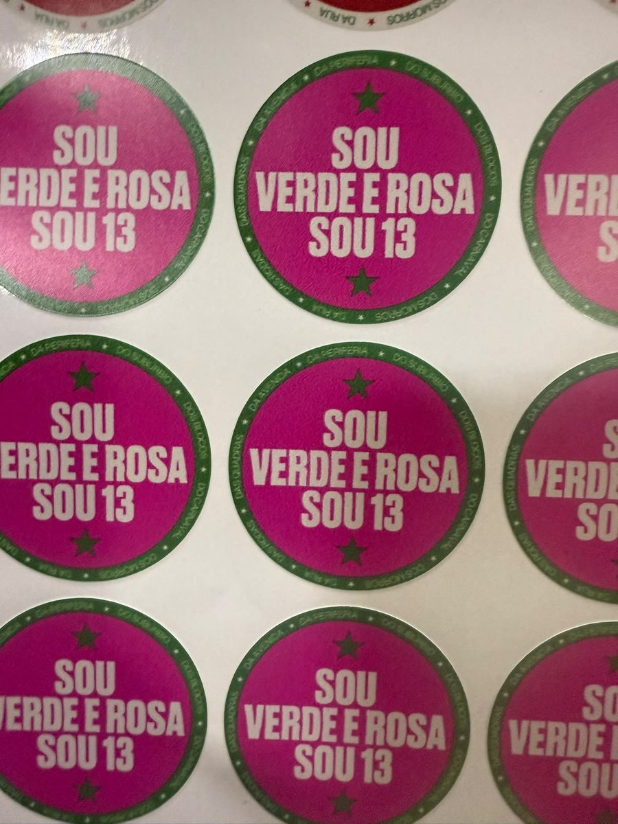 leandrovieirarj's tweet photo. Foi aqui que pediram adesivos pra amanhã? TEREMOS DE TODAS AS CORES DE BANDEIRA!! https://t.co/nfP0GkxIWx