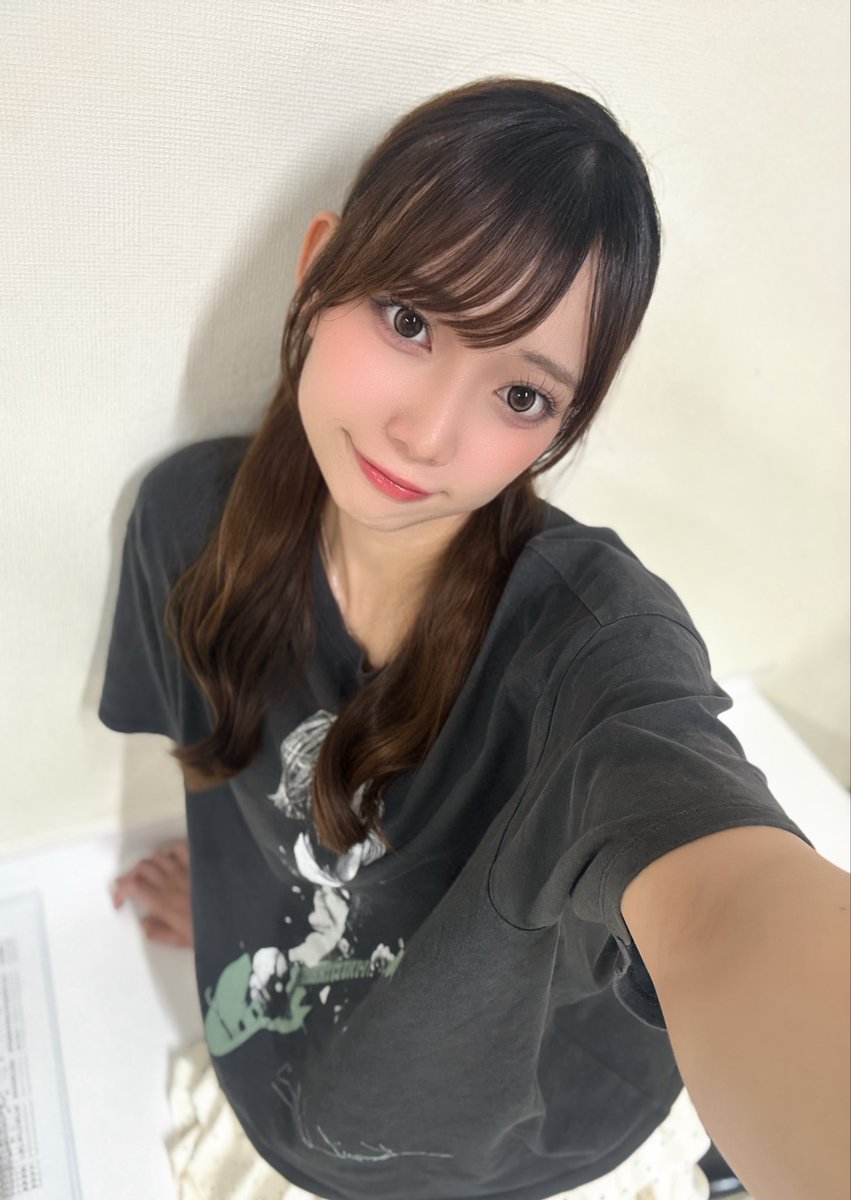 misaki_ssj1115's tweet photo. おはよー！
本日トップバッター🎤11:00~です☘️
緑色ふりふり(՞ . .՞)੭"してね
愛媛ラストまで全力で🍊🍊🍊 https://t.co/IdwwsBtFYr