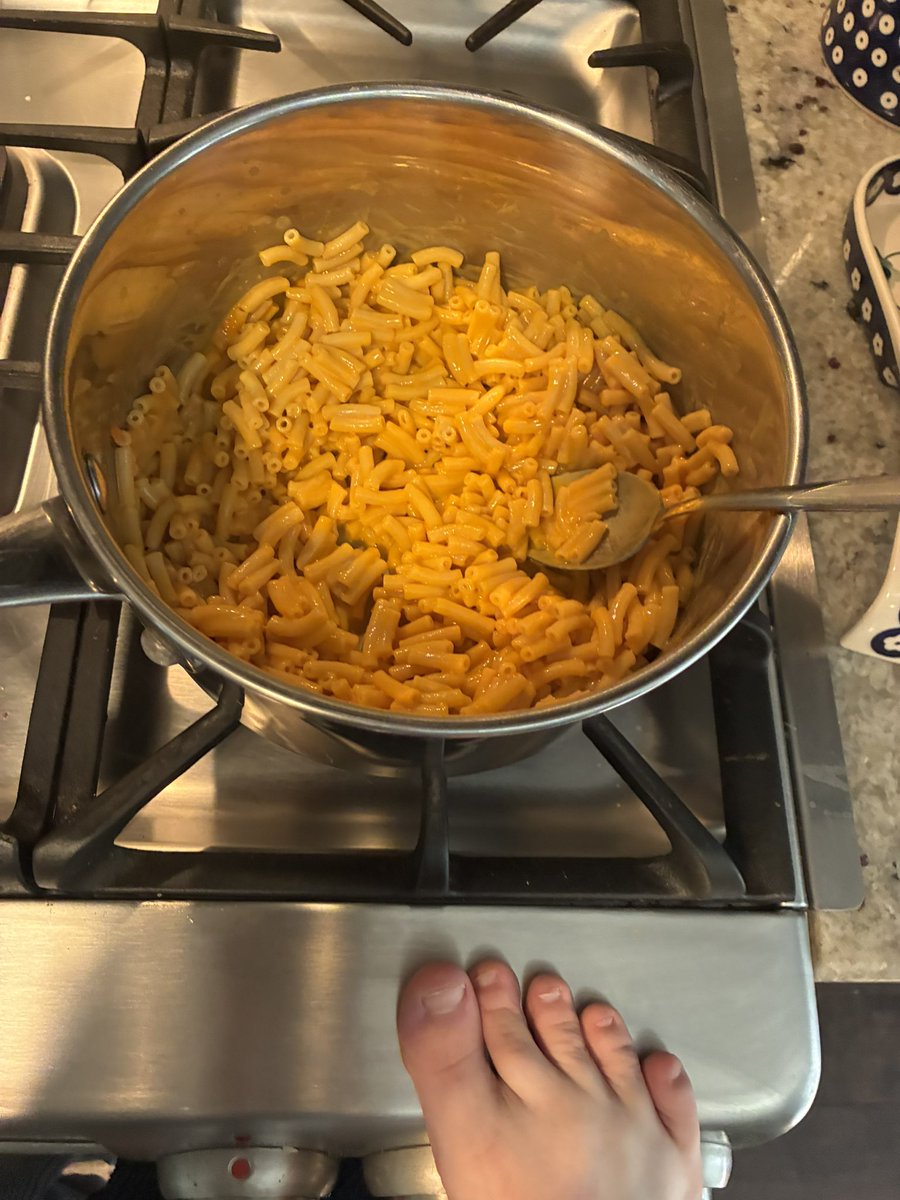 treehater69's tweet photo. macaroni and sneeze https://t.co/UVaGkA7ZFh