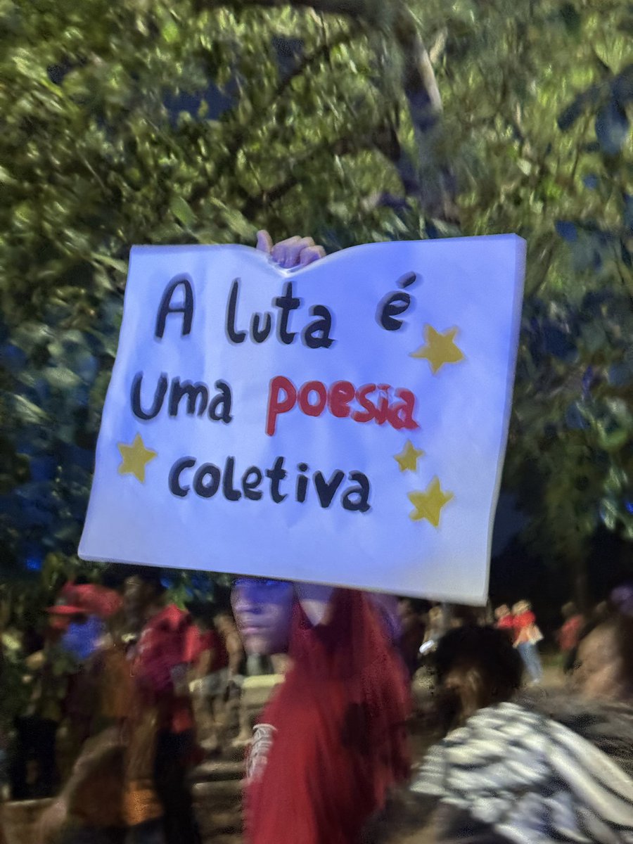 ikeutoearth's tweet photo. PALMAS COM LULA⭐️ https://t.co/Qk9x5uHkem