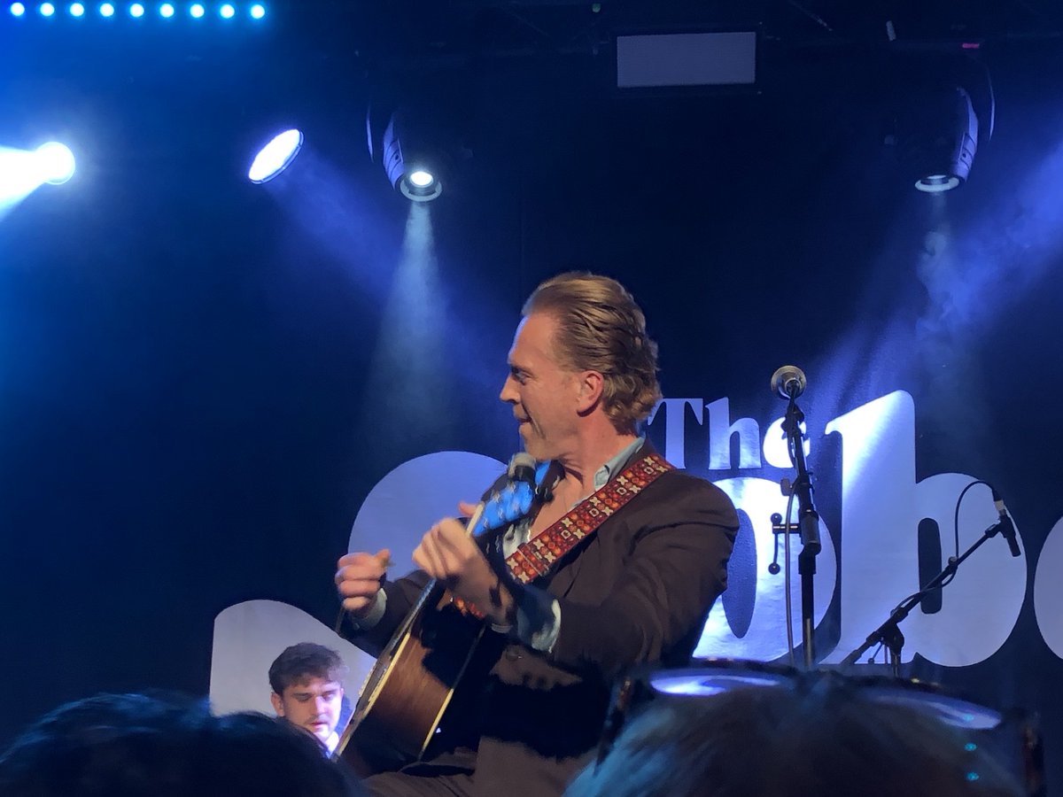 RobinLe88025009's tweet photo. @Nymdok Went to see Damian Lewis and his band at a small venue in Cardiff 2 nights ago. Fantastic night and great music. https://t.co/BzKqF28fP1