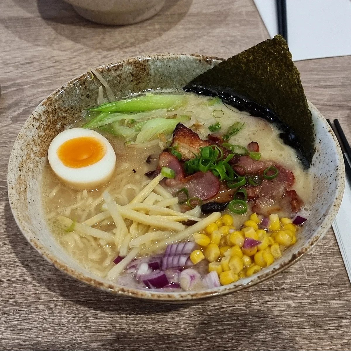 smerkant's tweet photo. Tried Imoto Ramen in Utrecht today. I went for the rich, flavourful tonkotsu broth with Cha Siu Ramen: BBQ pork, egg, seaweed, vegetables, and scallions. https://t.co/HW8wJO6cOI