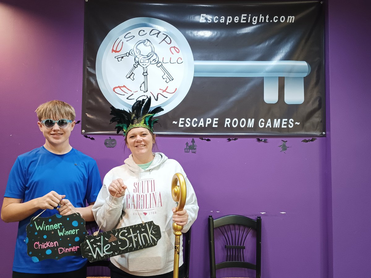 EscapeEight's tweet photo. The Dynamic Duo almost escaped Room 1306!! https://t.co/HS6gjLGYNp