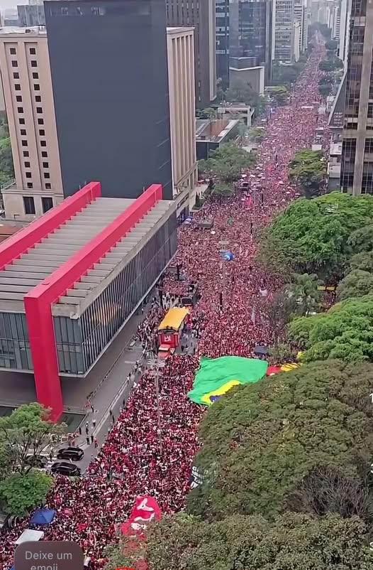 jose49729680's tweet photo. A maior manifestação que o Brasil já assistiu...
Sera noticia no Fantástico? https://t.co/7KtSxJfzbB