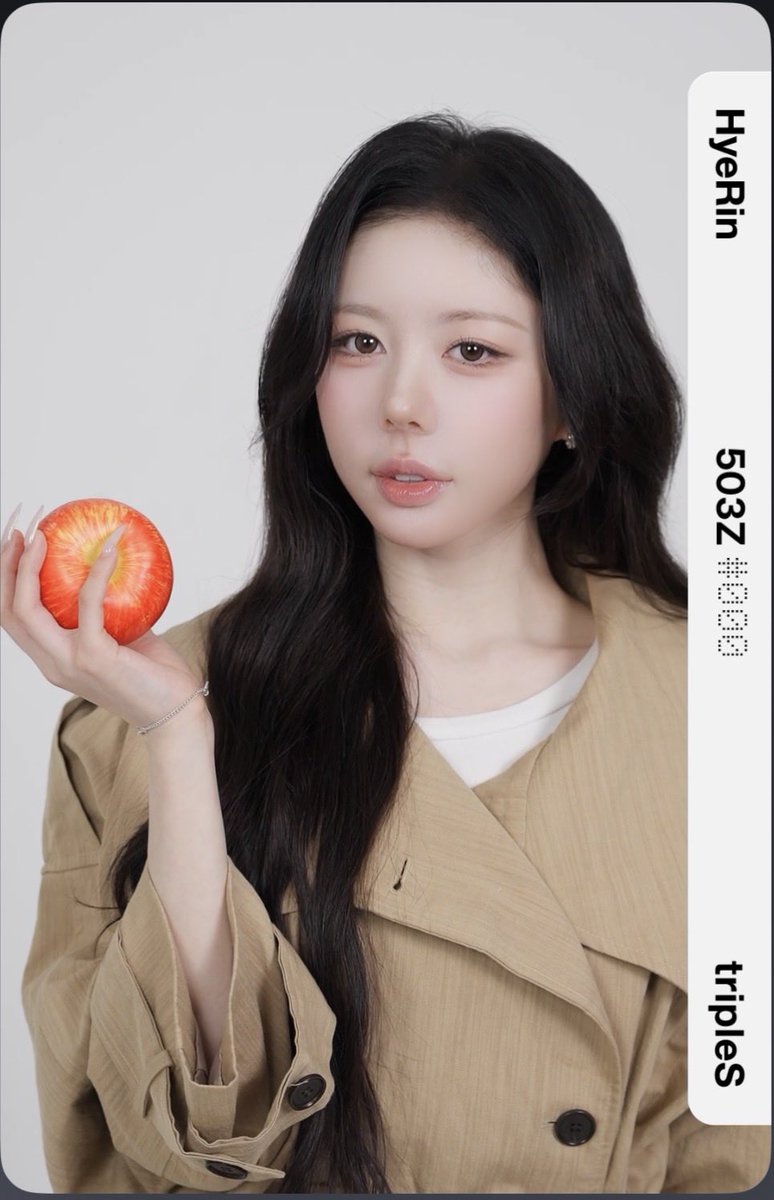 MMaBushii's tweet photo. Small giveaway since I have a “few” CC 3rd edition MCOs leftover. The options are;

3x Seoyeon CC503
2x Hyerin CC503
3x Jiwoo CC503
2x Chaeyeon CC503

Leave your cosmo id and the funniest triples meme/video/tiktok in the replies and i’ll choose winners next thursday! https://t.co/38o8TwhRs2
