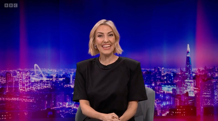Serpico_980's tweet photo. What's with all the inane cringe questions from Kelly Cates this evening on Match of the Day that Toby and Wayne are required to answer to pad the runtime? A sports show that's on at nearly 11 at night but is so dumbed down in IQ it's makes Sat morning cartoons look intelligent. https://t.co/rVvRcFrIfi