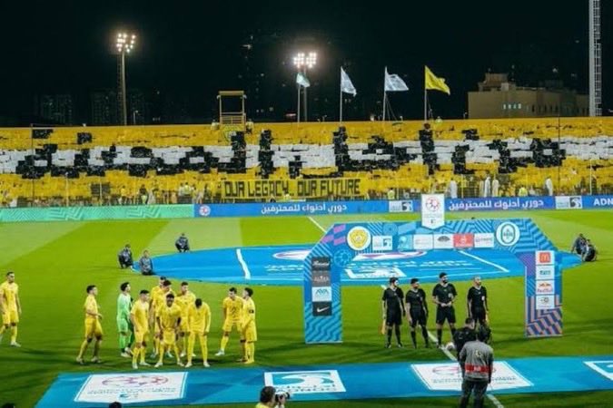 09v1b's tweet photo. @F_H968 @Dr_Humd وعد نطفيها له💛💛 https://t.co/zotDYPUaU5