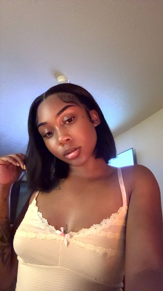 karma2wild's tweet photo. Wish I had someone to fuck🥺 https://t.co/mmY6b3tHHB