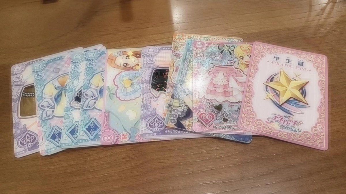 jtmwgr's tweet photo. #アイカツ好きな人と繋がりたい
 #アイカツ好きさんと繋がりたい
アンコールから初めた新規です！めっちゃアイカツハマってて同じアイカツ好きな人と関わりたくなりました！カード交換の相手とかも探してます！ https://t.co/wQuY7CNhrl
