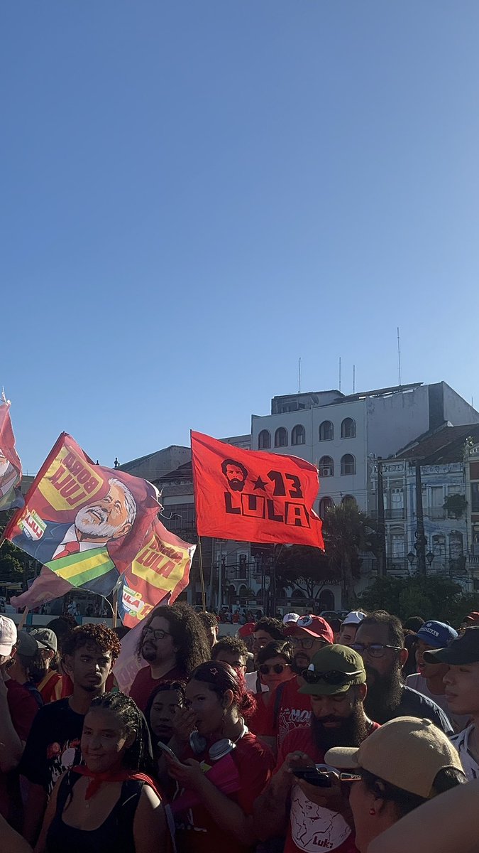 cherryslipstick's tweet photo. RECIFE TÁ CONTIGO LULA, AQUI TU JÁ É TETRA ⭐️❤️ https://t.co/yXOTfrWq9O